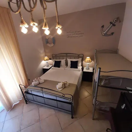 Medusa House Bed & Breakfast *